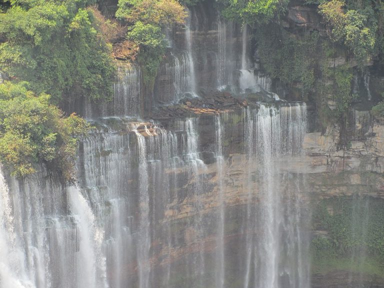 Kalandula Falls Height